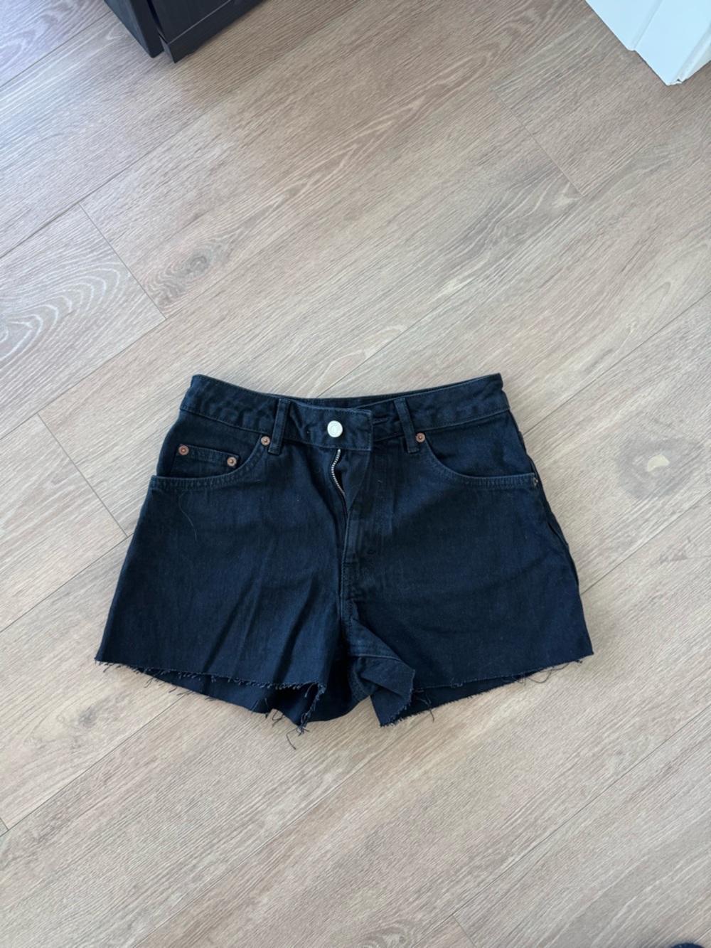 Topshop Petite Black Raw-Hem Denim Shorts